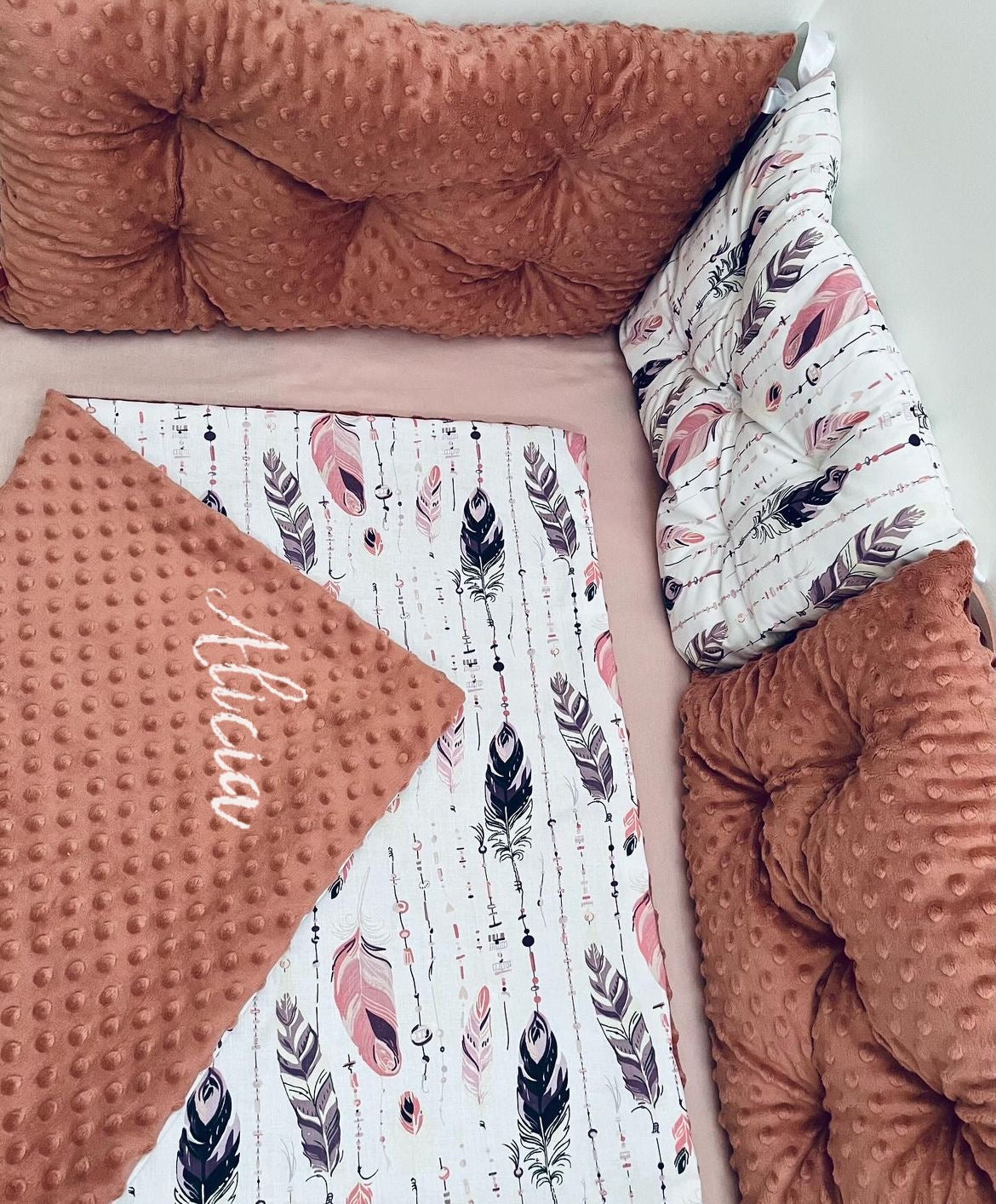 Coussins de protection pour lit de bébé et lit d'enfant, en coton doux et biologique avec rembourrage doux