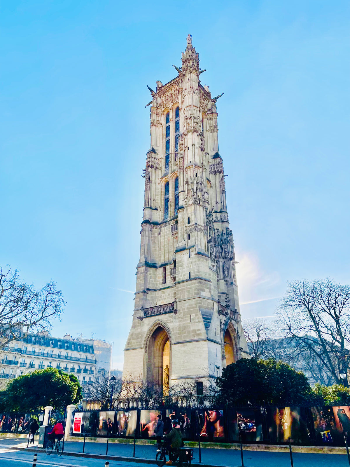 Ancienne église Saint-Jacques de la Boucherie a Historic Gothic tower hidden in a small park near Châtelet. One of Paris’s most atmospheric landmarks and a beautiful pause during a city walk.