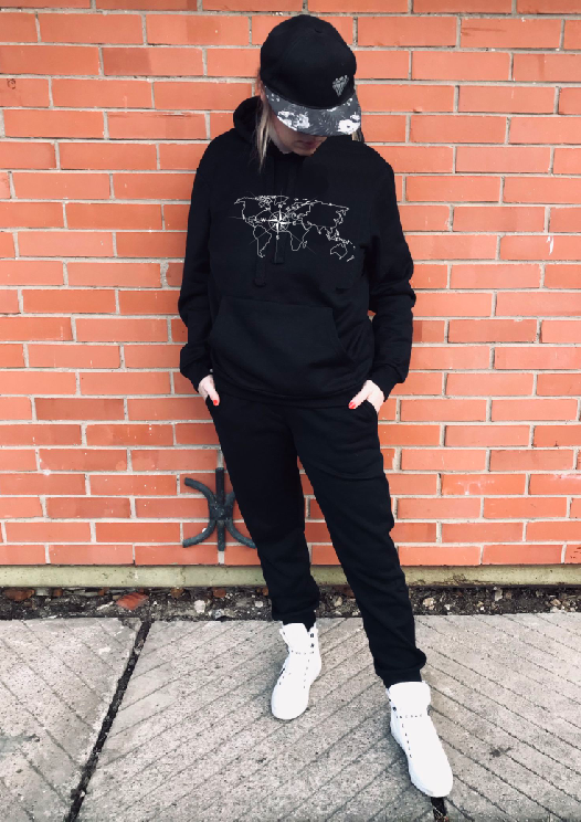 Traveling around the World T-shirt l Hoodie